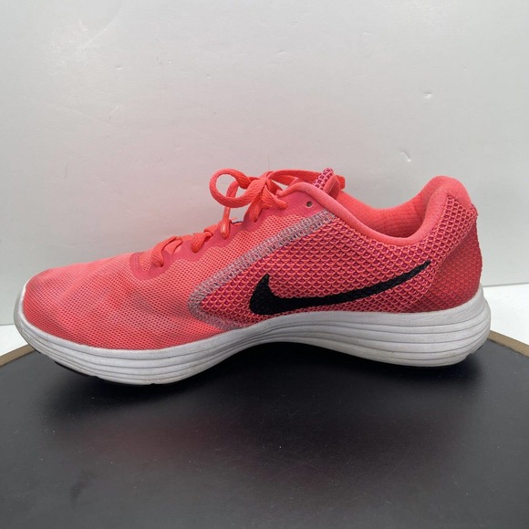 Nike Womens Revolution 3 Running Sneakers Shoes Pink Low Top Sz 9.5 Barbiecore - Picture 9 of 15
